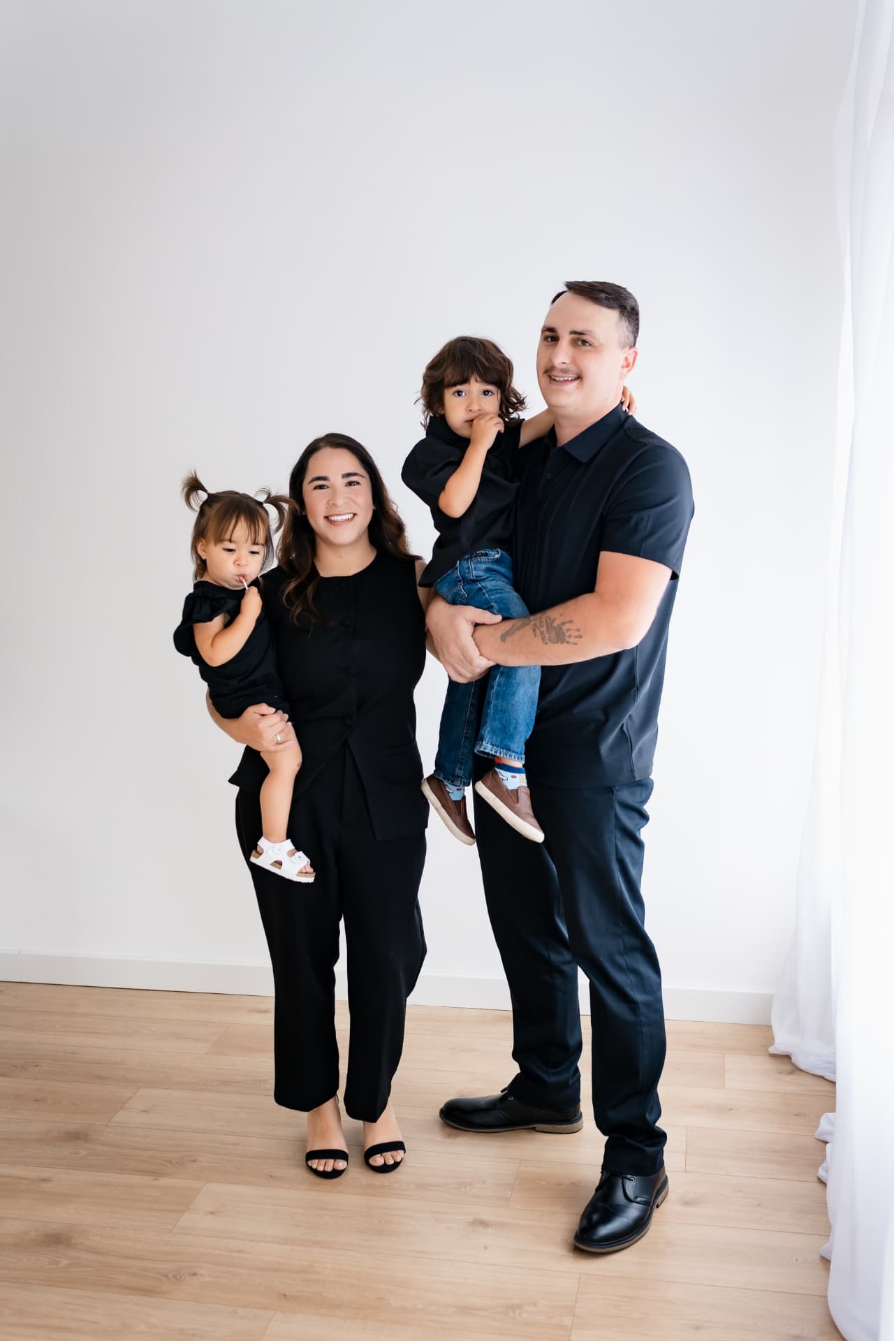 Isabel with her family of four